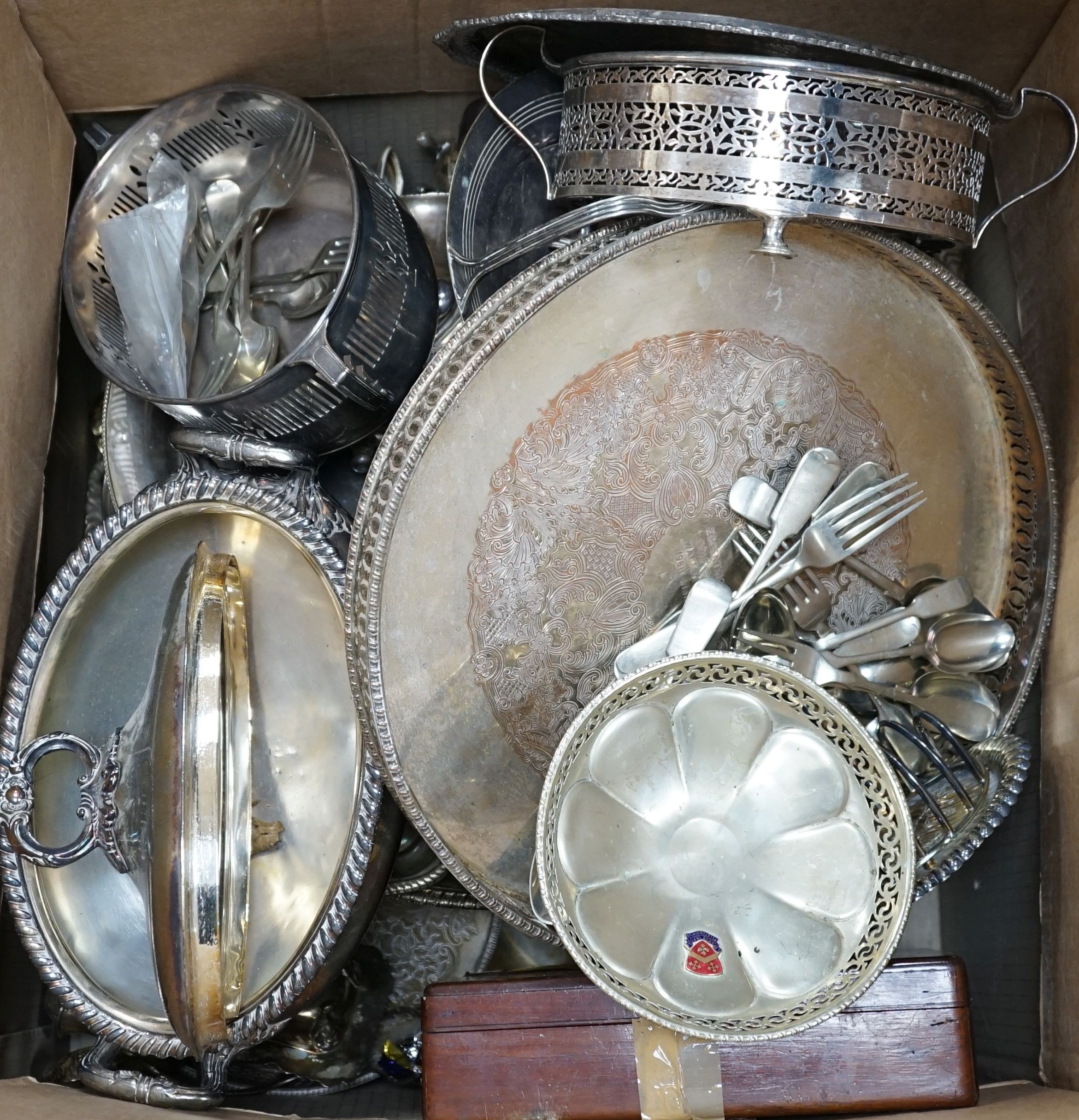 Plate wares including a soup tureen, entree dish etc